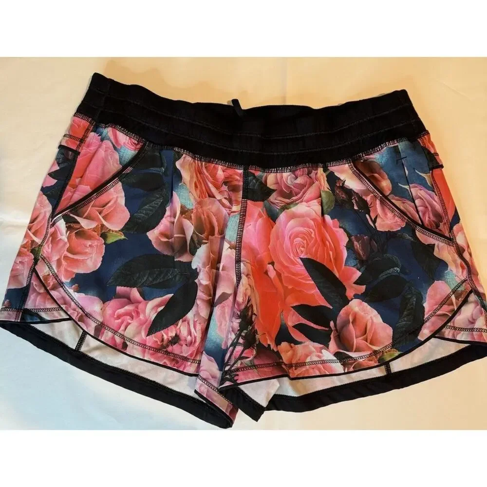 Lululemon Free Range Secret Garden Shorts Womens 8 Floral Pink 4 Way Stretch - Picture 1 of 5